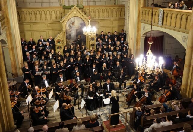 Jótékonysági hangverseny a megújult evangélikus templomban